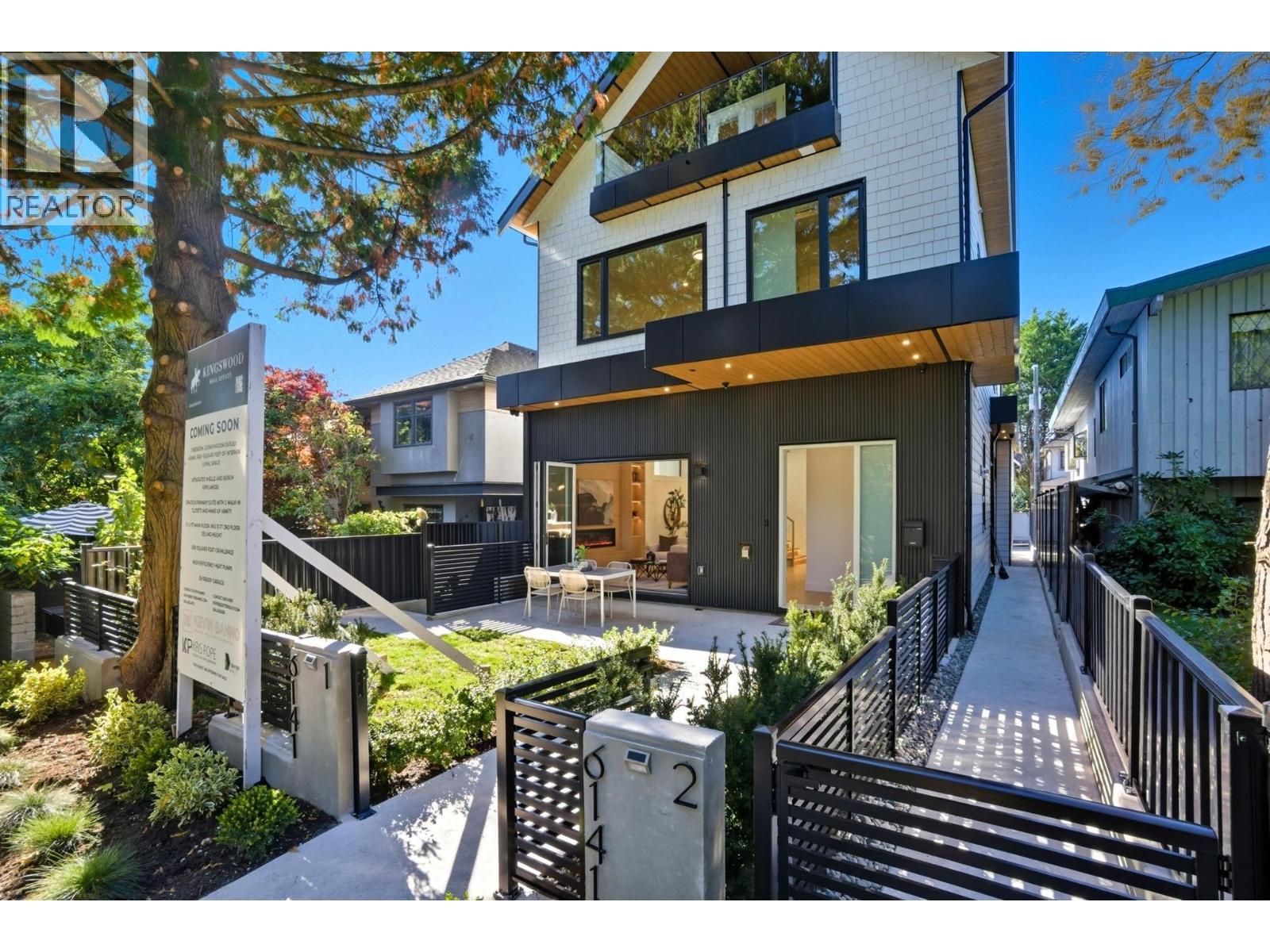 2 6141 Yew Street, Vancouver, British Columbia  V6M 3Z1 - Photo 1 - R3059176