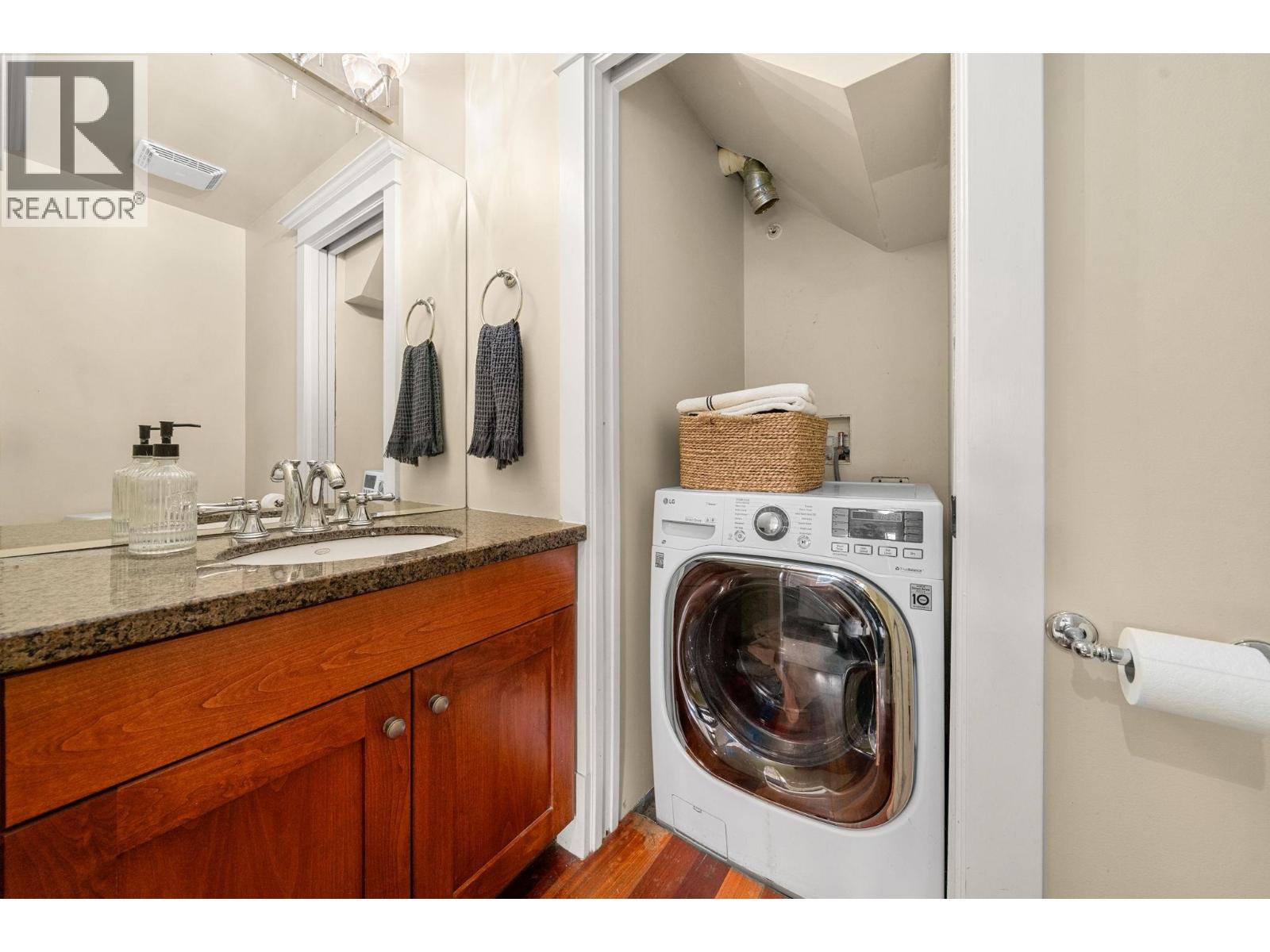 2216 Macdonald Street, Vancouver, British Columbia  V6K 3Y5 - Photo 24 - R3059193