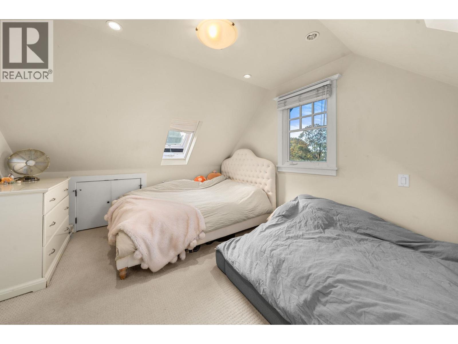2216 Macdonald Street, Vancouver, British Columbia  V6K 3Y5 - Photo 31 - R3059193