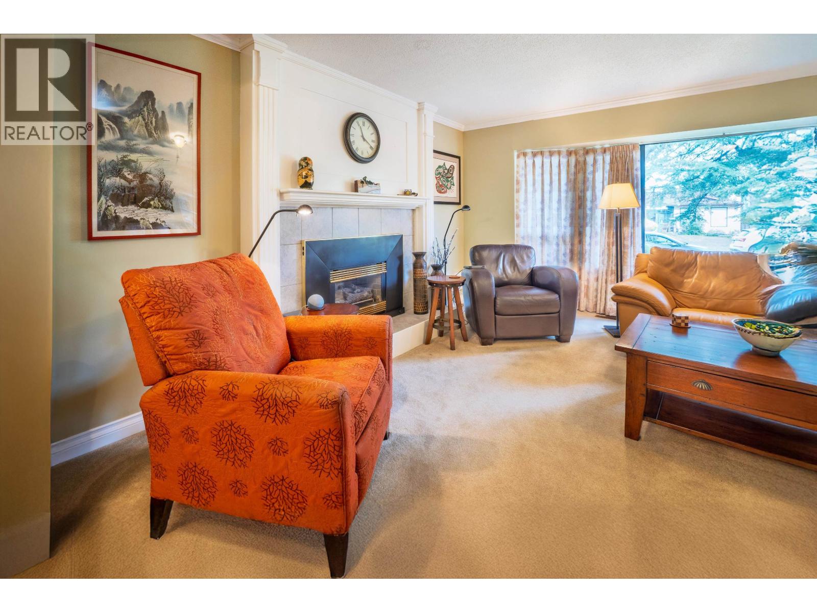 21056 Barker Avenue, Maple Ridge, British Columbia  V2X 8R6 - Photo 4 - R3059205