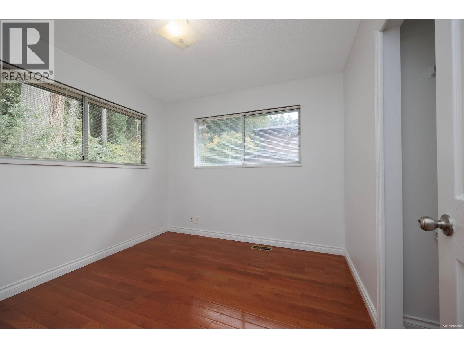 22xx King Albert Avenue, Coquitlam, British Columbia  V3J 1Z8 - Photo 9 - R3059206