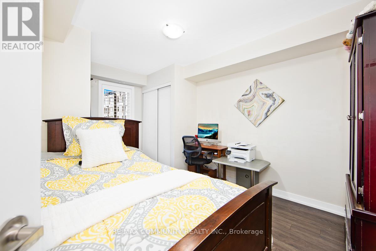 922 - 2 Blanche Lane, Markham, Ontario  L6B 1N3 - Photo 13 - N12466351