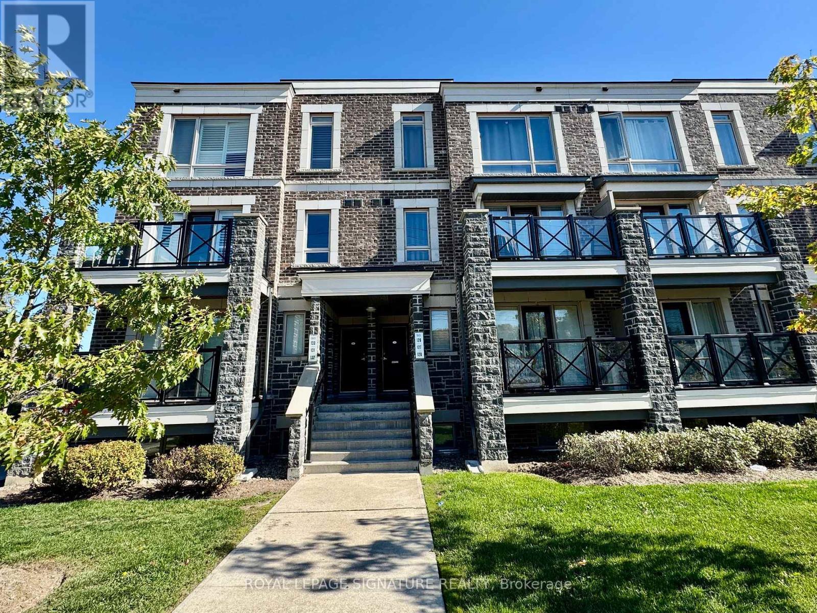 131 - 2 DUNSHEATH WAY, Markham, Ontario
