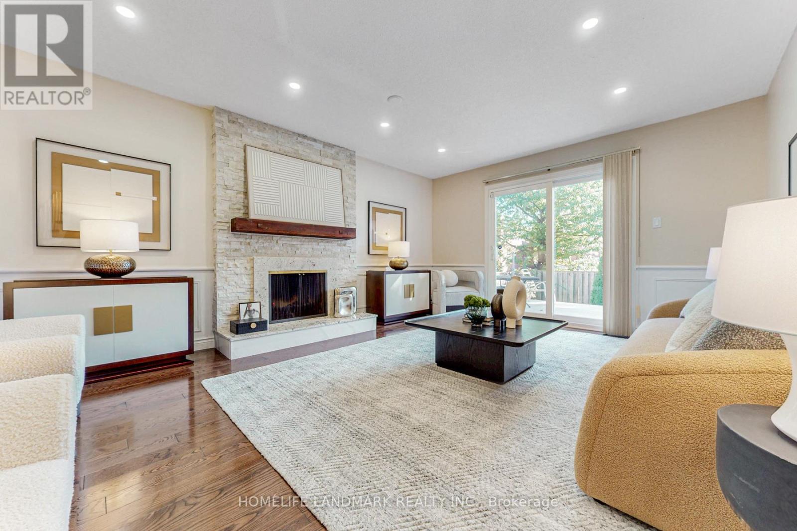 5 Belinda Court, Richmond Hill, Ontario  L4C 8R7 - Photo 17 - N12466464