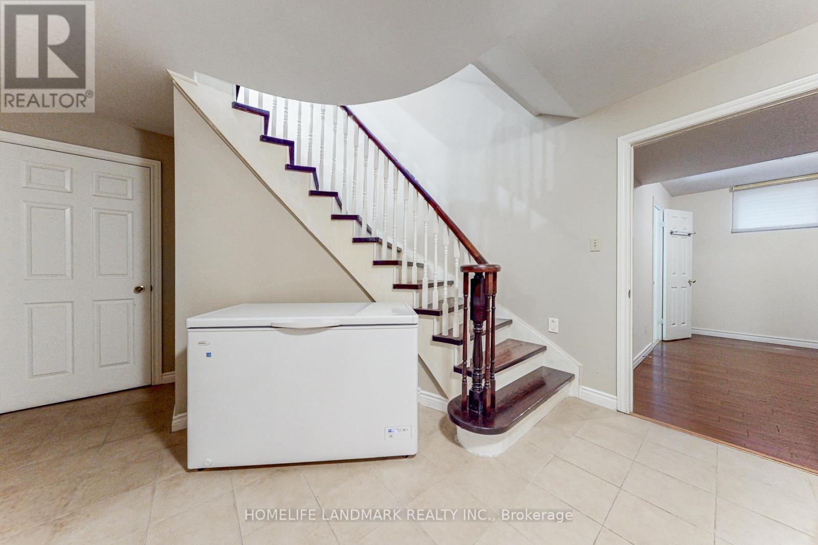 5 Belinda Court, Richmond Hill, Ontario  L4C 8R7 - Photo 31 - N12466464
