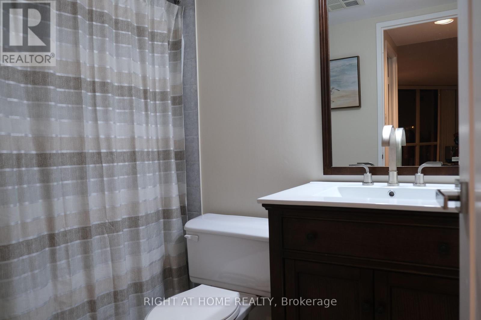 1009 - 20 Baif Boulevard, Richmond Hill, Ontario  L4C 8T1 - Photo 7 - N12466468