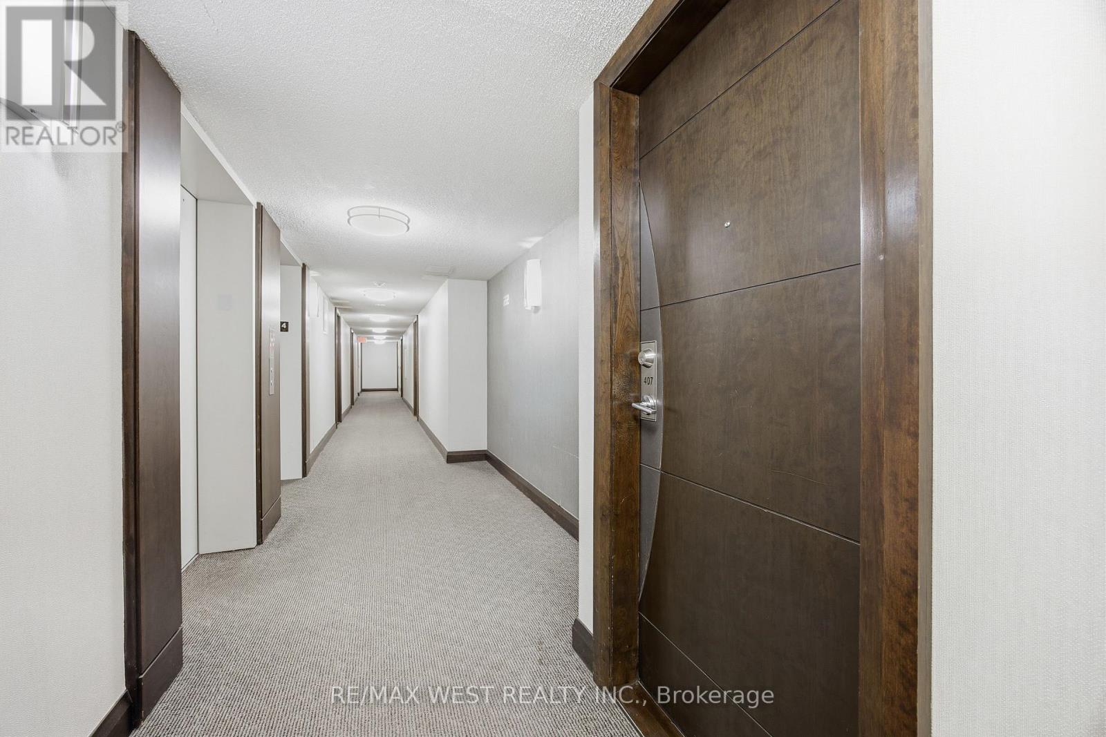 407 - 75 King William Crescent, Richmond Hill, Ontario  L4B 0C1 - Photo 4 - N12466469