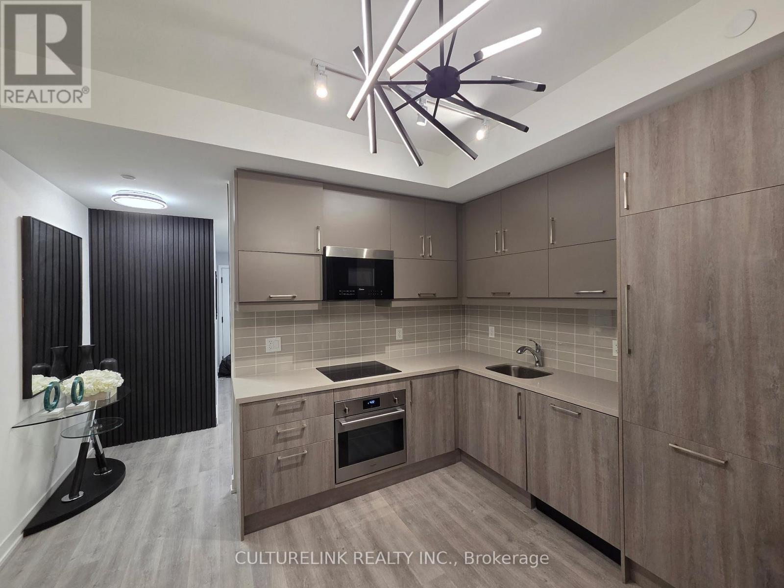 1516 - 292 Verdale Crossing, Markham, Ontario  L6G 0H6 - Photo 2 - N12466480