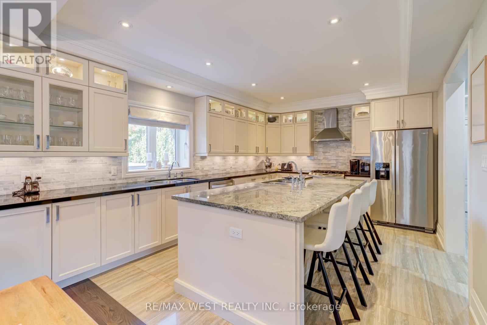 108 Hambly Avenue, King, Ontario  L7B 1J1 - Photo 15 - N12466489
