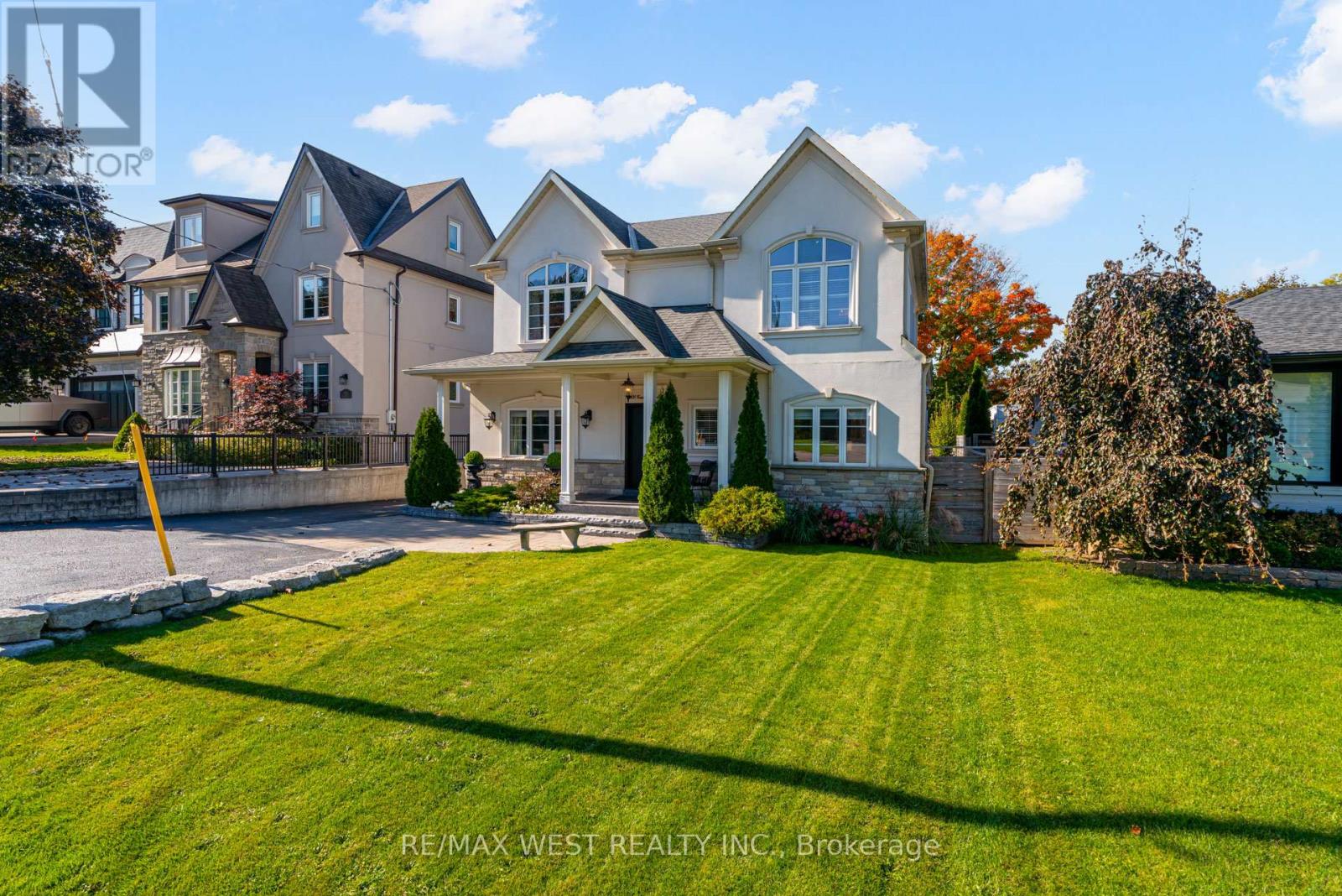108 Hambly Avenue, King, Ontario  L7B 1J1 - Photo 2 - N12466489