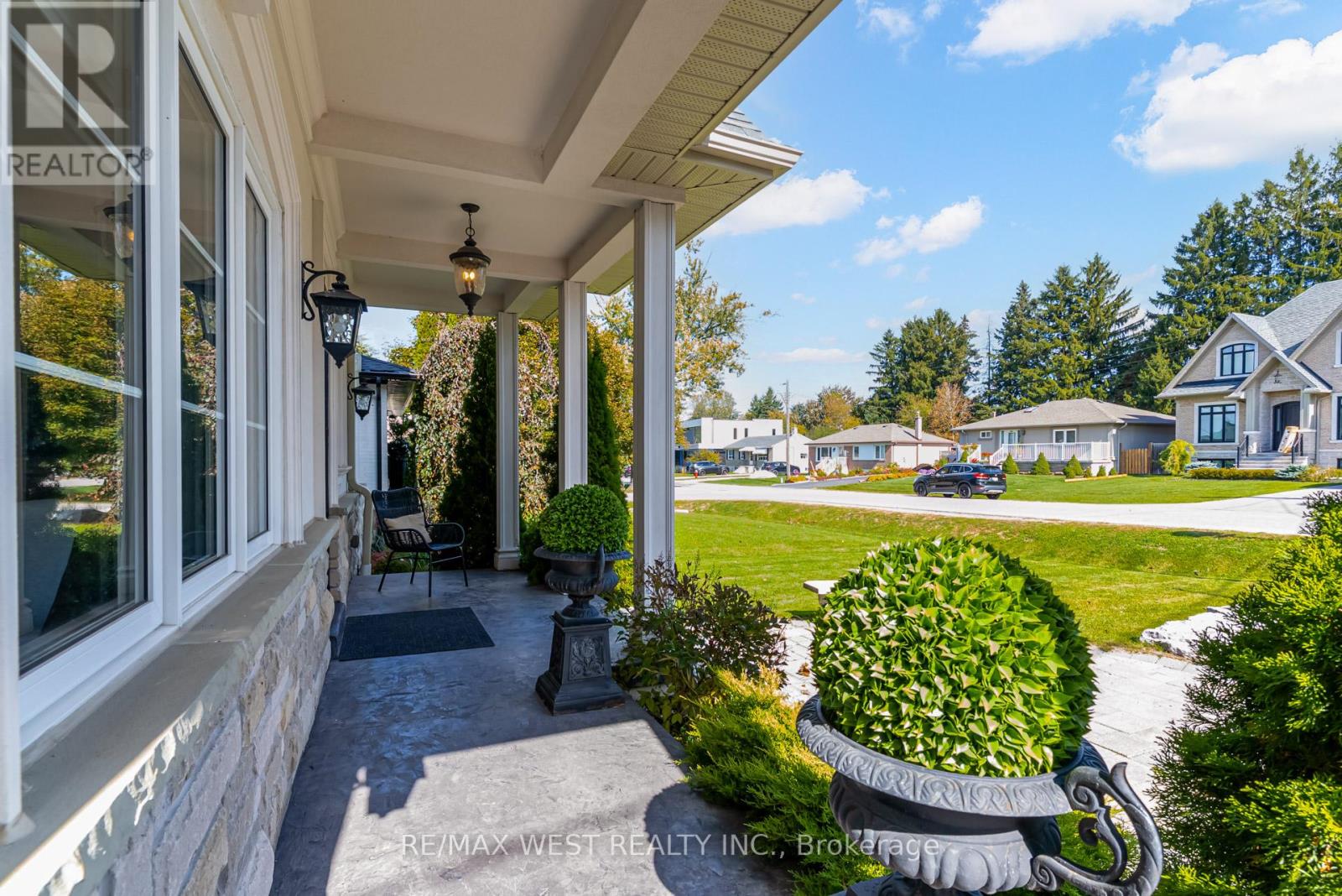 108 Hambly Avenue, King, Ontario  L7B 1J1 - Photo 3 - N12466489