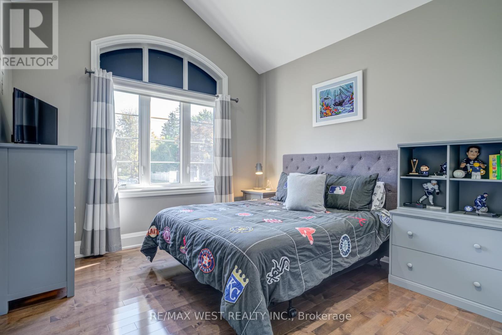 108 Hambly Avenue, King, Ontario  L7B 1J1 - Photo 36 - N12466489