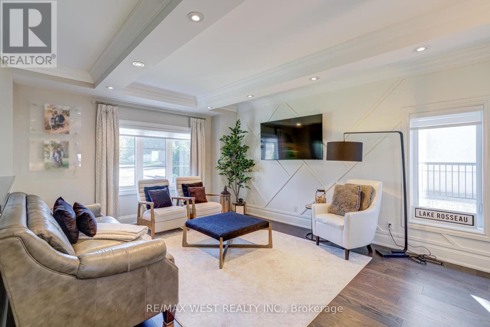 108 Hambly Avenue, King, Ontario  L7B 1J1 - Photo 8 - N12466489
