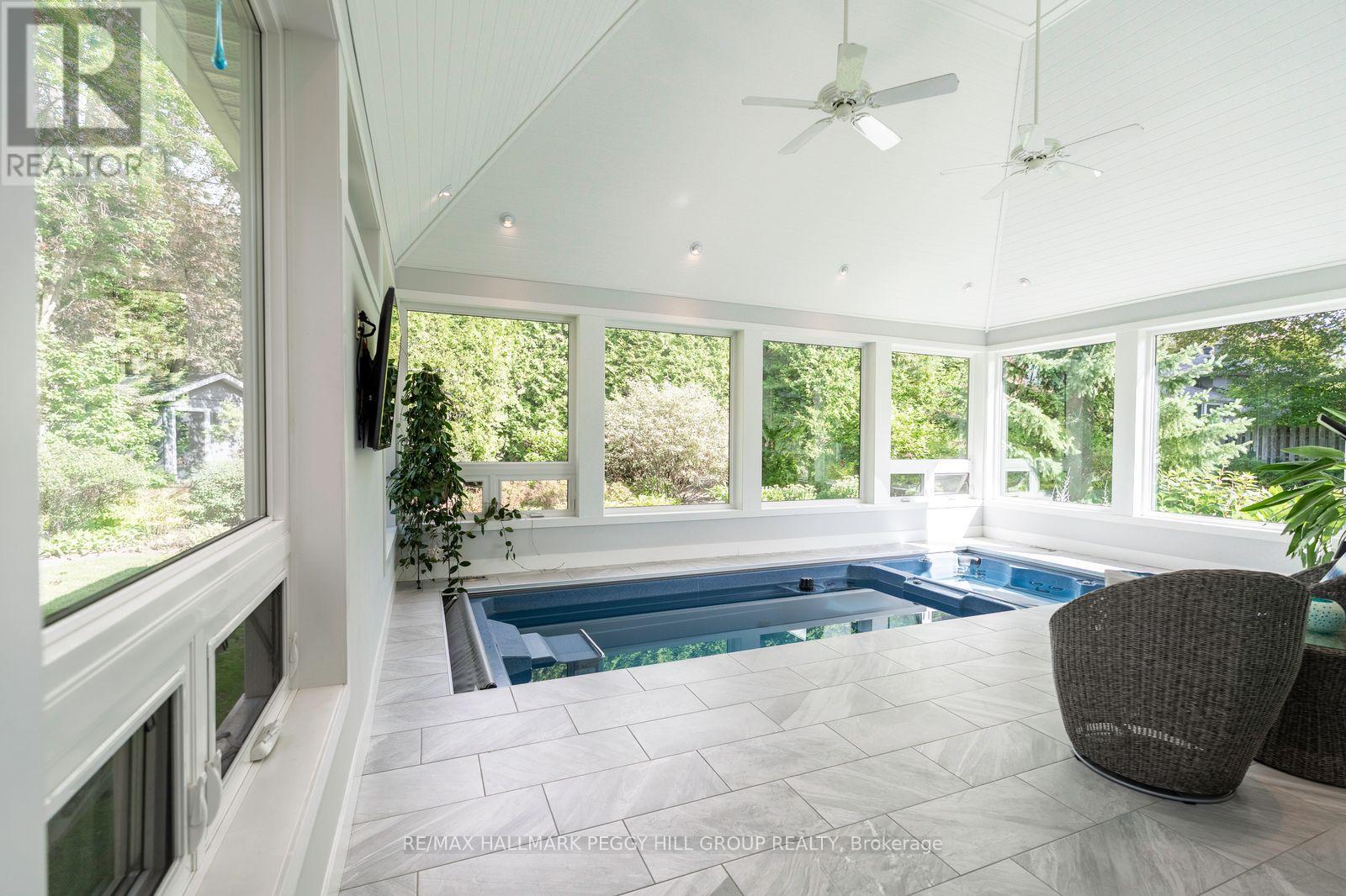 150 Collingwood Street, Barrie (Codrington), Ontario  L4M 5M3 - Photo 16 - S12466376