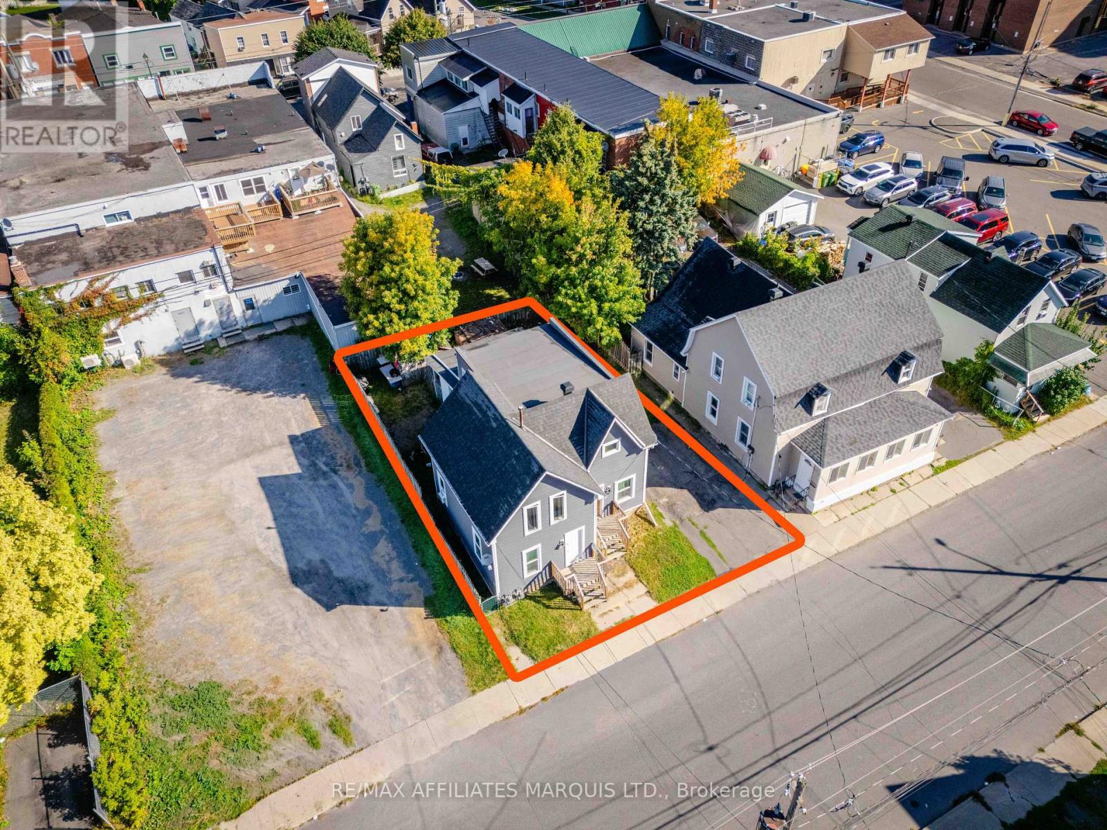 24 Lennox Street, Cornwall, Ontario  K6H 1G8 - Photo 5 - X12466545