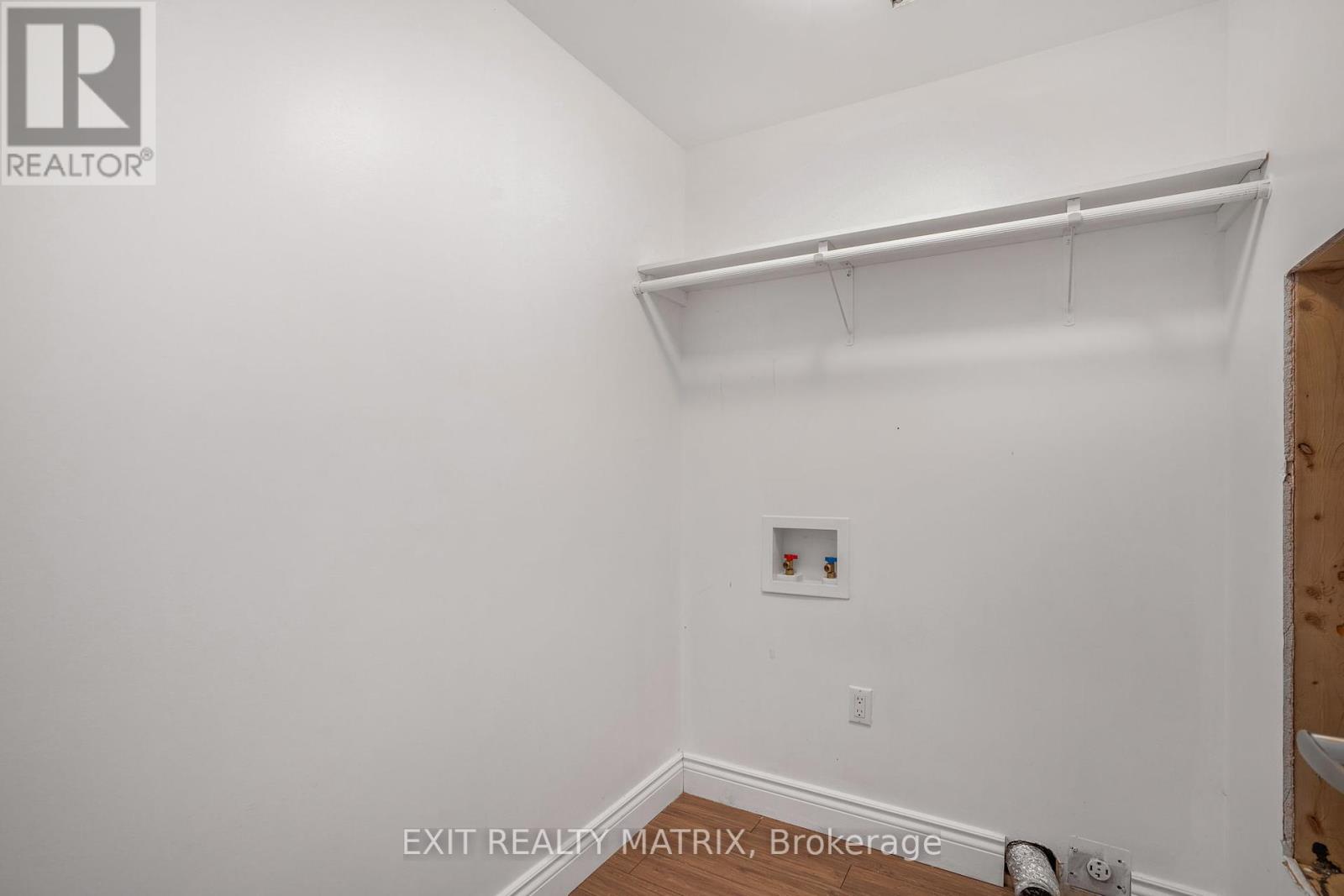 6 Telegraph Crescent, Alfred And Plantagenet, Ontario  K0B 1A0 - Photo 30 - X12466561