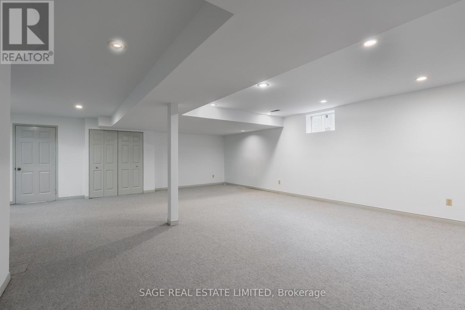 172 Burnhamthorpe Road, Toronto, Ontario  M9A 1H6 - Photo 47 - W12466360