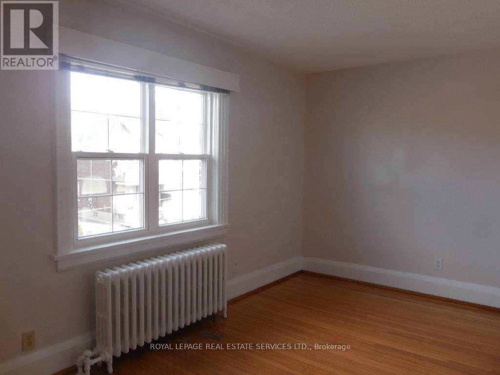 430 Symington Avenue, Toronto, Ontario  M6N 2W5 - Photo 10 - W12466379