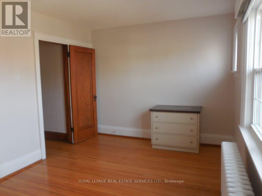 430 Symington Avenue, Toronto, Ontario  M6N 2W5 - Photo 11 - W12466379