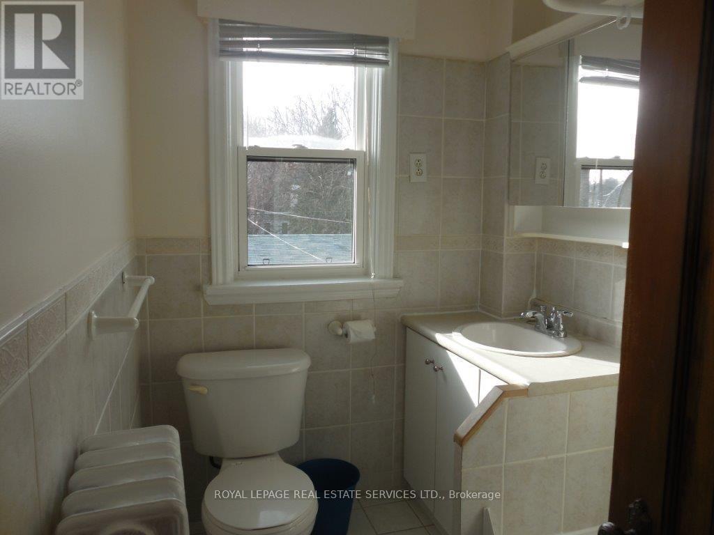 430 Symington Avenue, Toronto, Ontario  M6N 2W5 - Photo 6 - W12466379