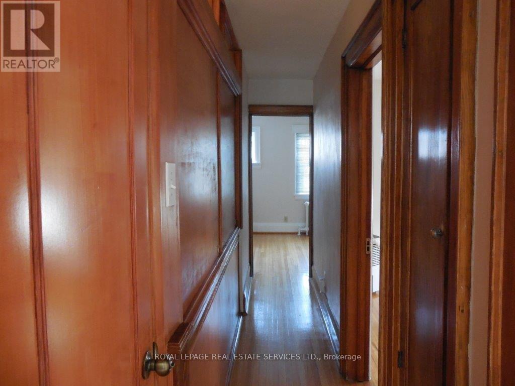 430 Symington Avenue, Toronto, Ontario  M6N 2W5 - Photo 7 - W12466379