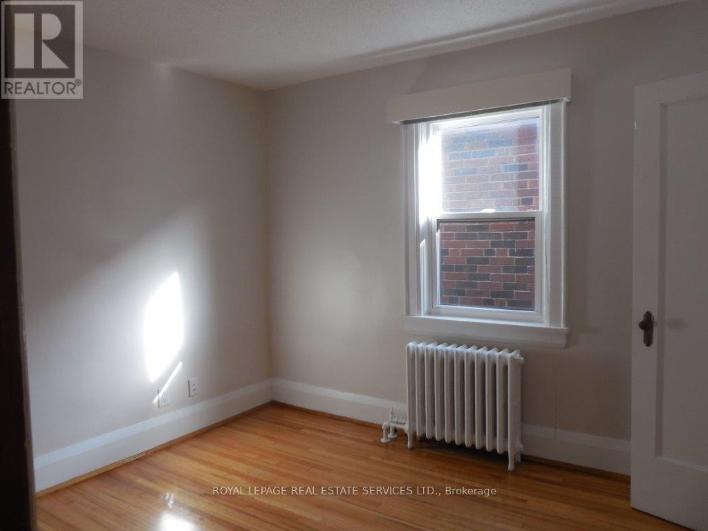 430 Symington Avenue, Toronto, Ontario  M6N 2W5 - Photo 8 - W12466379