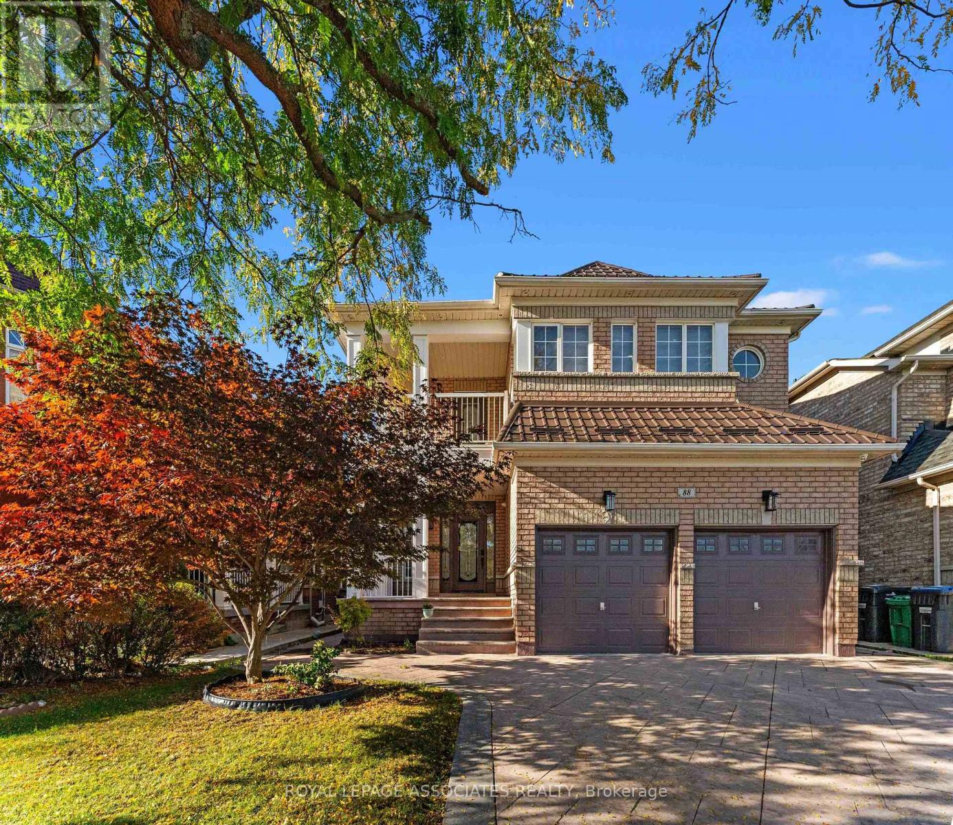 88 SHOWBOAT CRESCENT, Brampton, Ontario