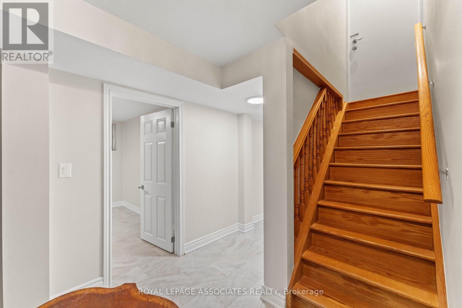 88 Showboat Crescent, Brampton, Ontario  L6V 4R4 - Photo 31 - W12466416
