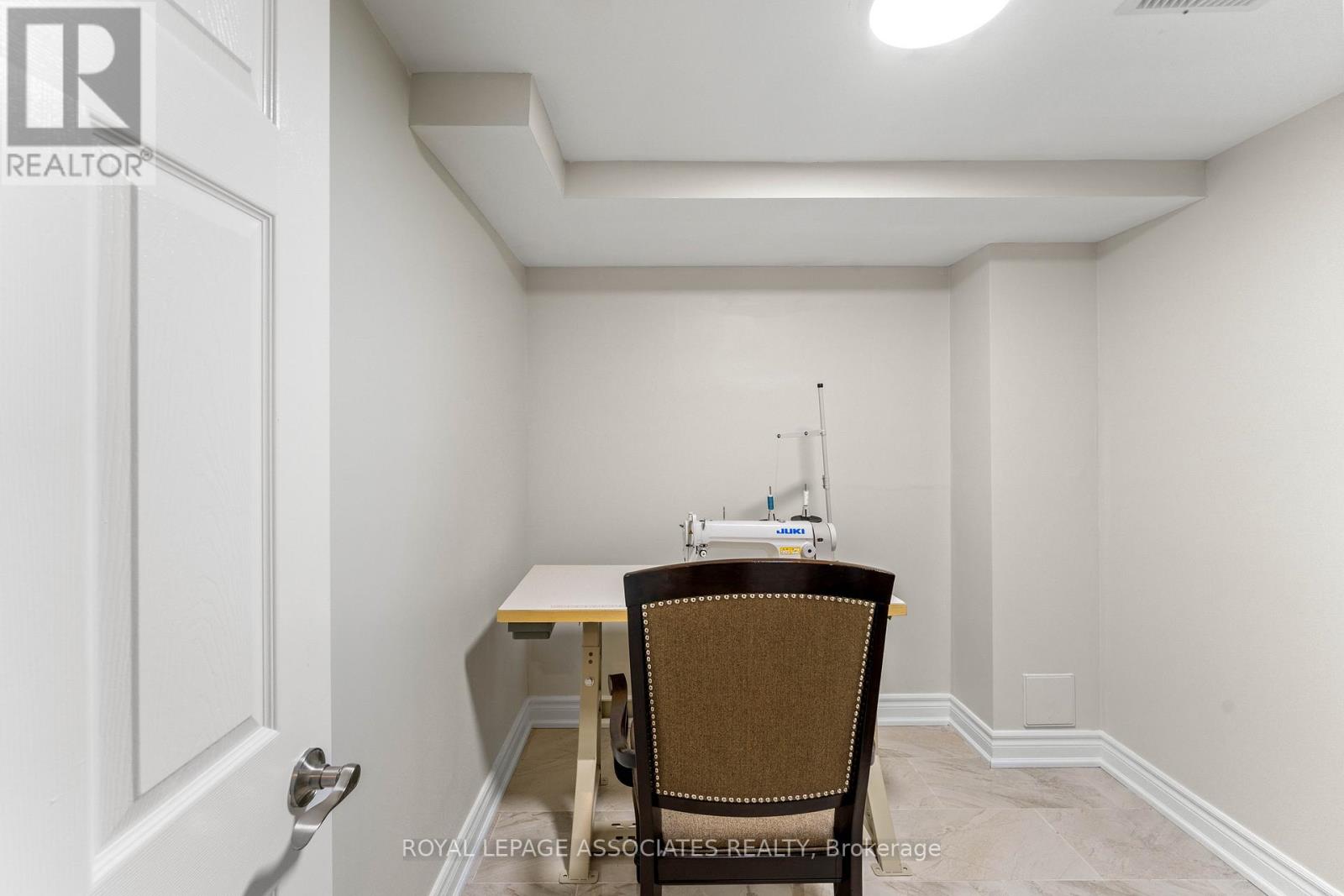 88 Showboat Crescent, Brampton, Ontario  L6V 4R4 - Photo 38 - W12466416