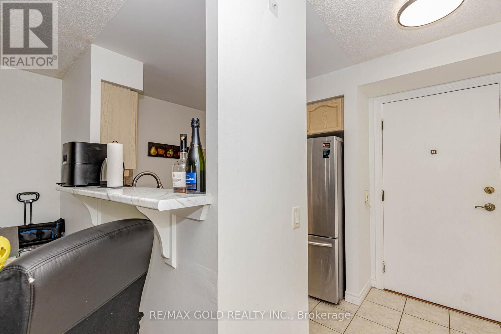 1204 - 710 Humberwood Boulevard, Toronto, Ontario  M9W 7J5 - Photo 18 - W12466419