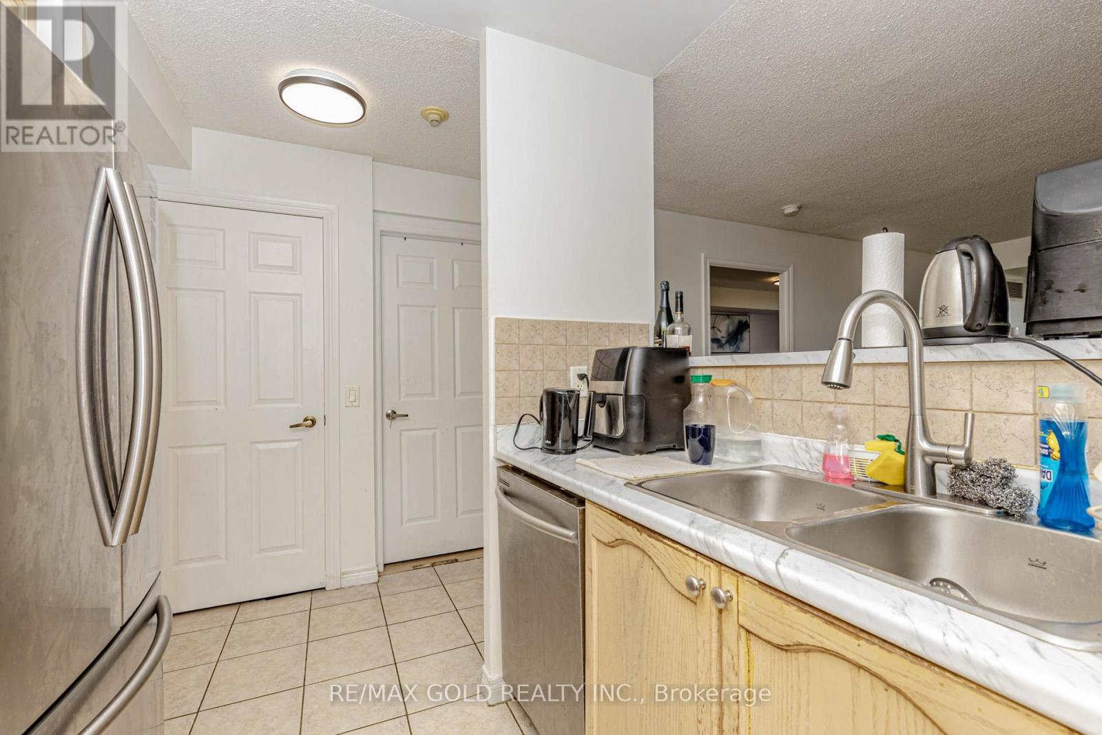 1204 - 710 Humberwood Boulevard, Toronto, Ontario  M9W 7J5 - Photo 22 - W12466419