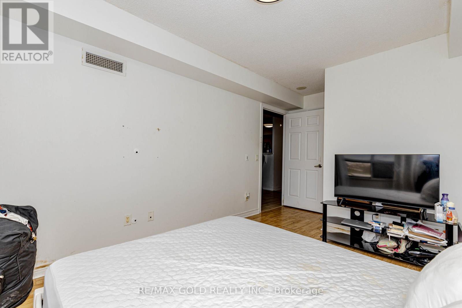 1204 - 710 Humberwood Boulevard, Toronto, Ontario  M9W 7J5 - Photo 32 - W12466419