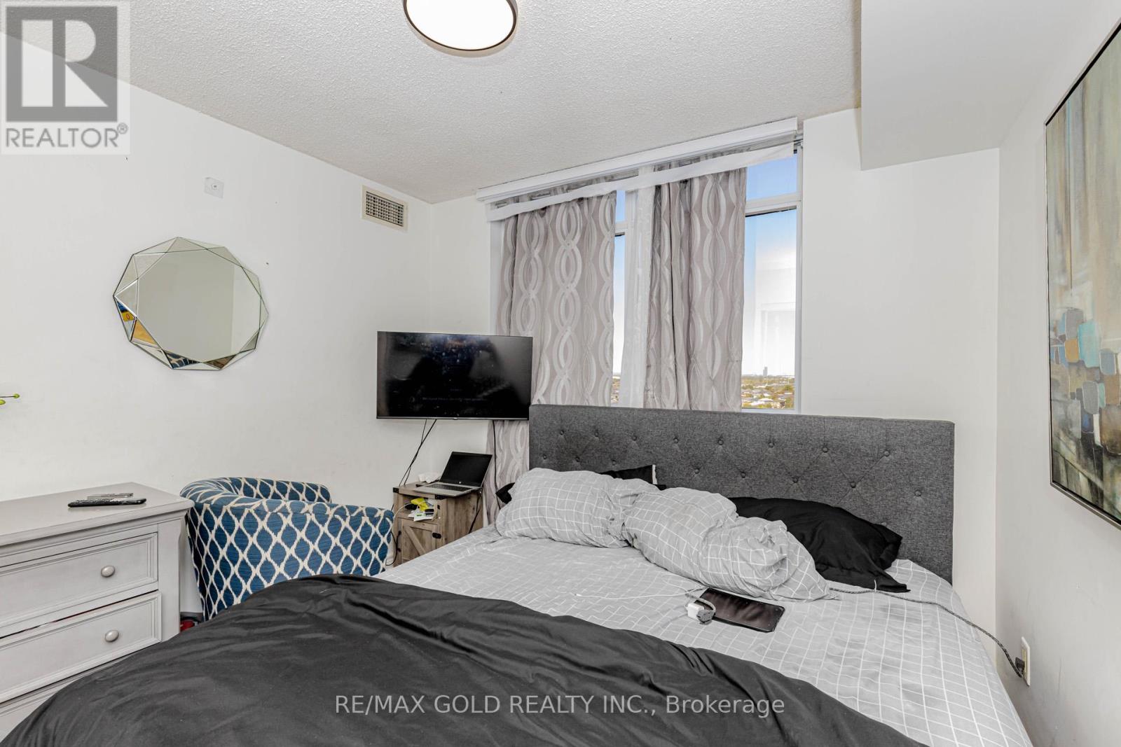 1204 - 710 Humberwood Boulevard, Toronto, Ontario  M9W 7J5 - Photo 36 - W12466419