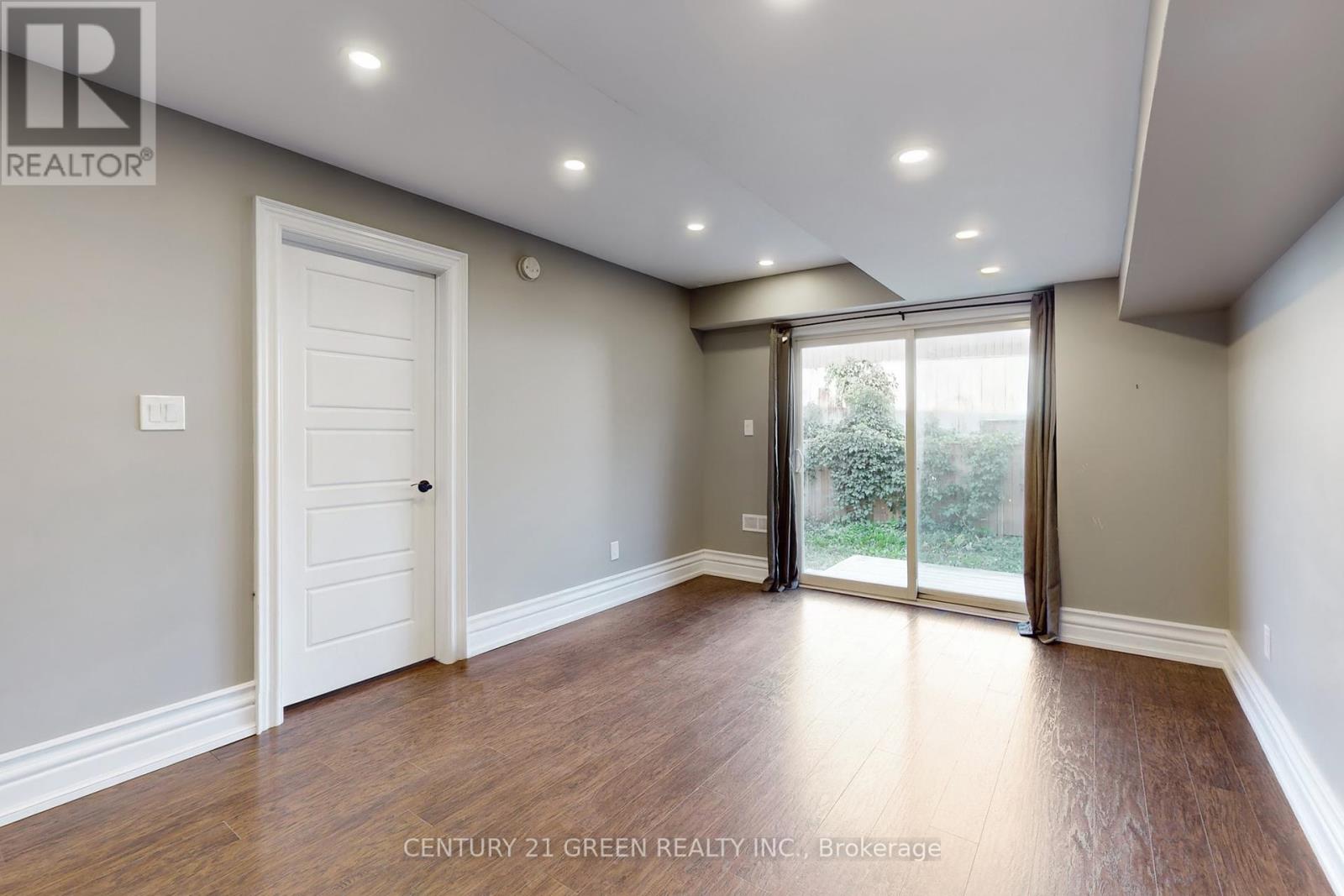 D - 1 Chisholm Street, Orangeville, Ontario  L9W 1R3 - Photo 29 - W12466427