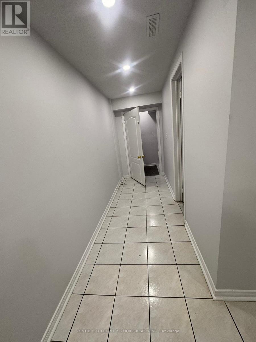 BSMT #2 - 3 CHAPPARAL DRIVE, Brampton, Ontario