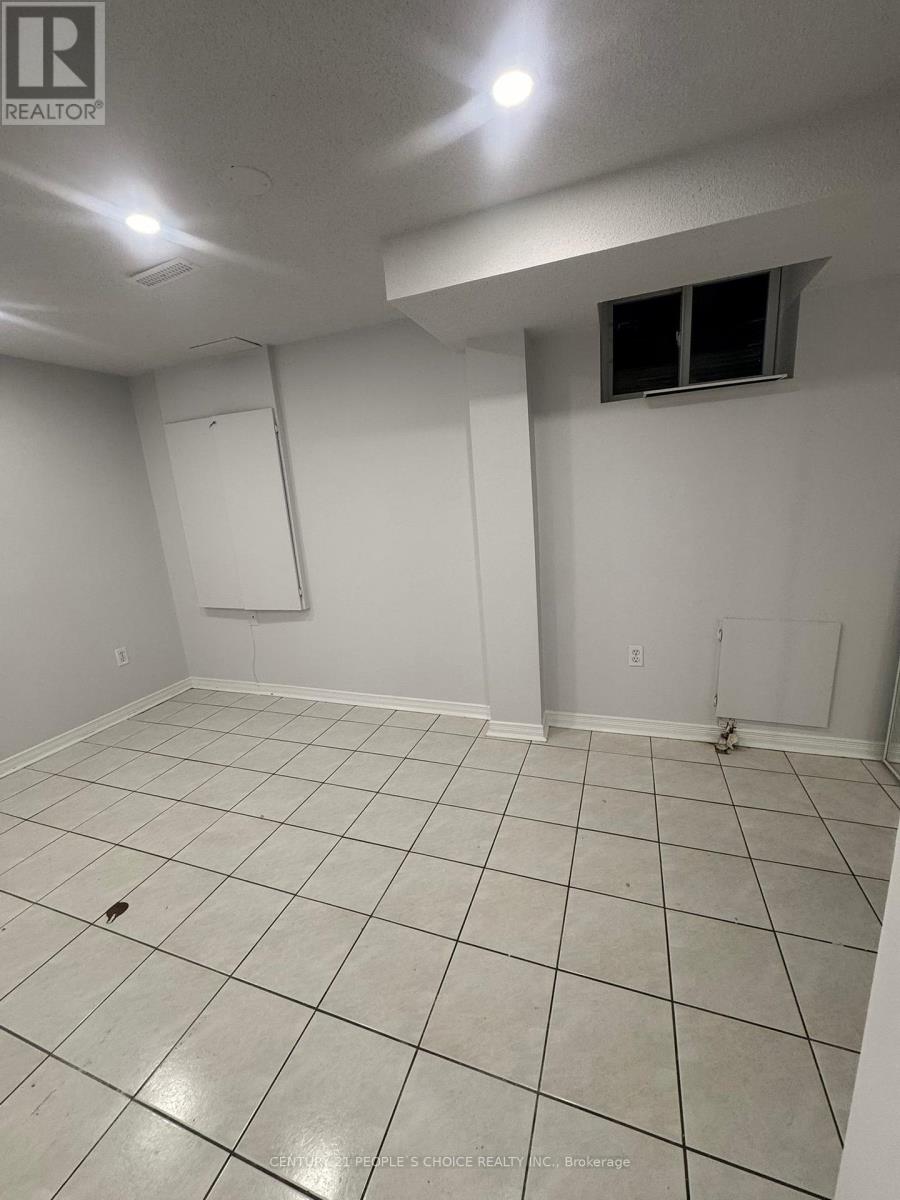 Bsmt #2 - 3 Chapparal Drive, Brampton, Ontario  L6R 3C5 - Photo 3 - W12466465