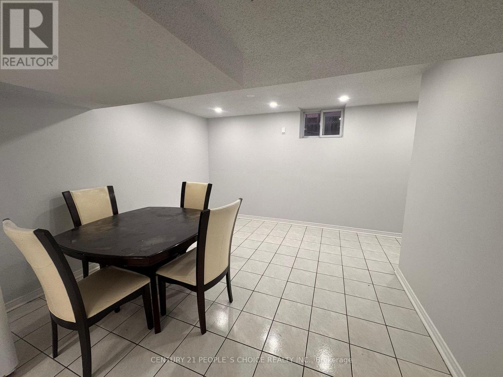 Bsmt #2 - 3 Chapparal Drive, Brampton, Ontario  L6R 3C5 - Photo 6 - W12466465