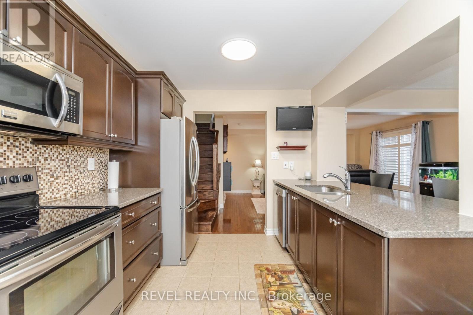 509 Mcjannett Avenue, Milton, Ontario  L9T 7V4 - Photo 14 - W12466467