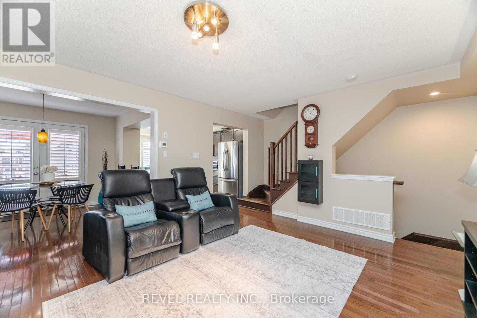 509 Mcjannett Avenue, Milton, Ontario  L9T 7V4 - Photo 8 - W12466467