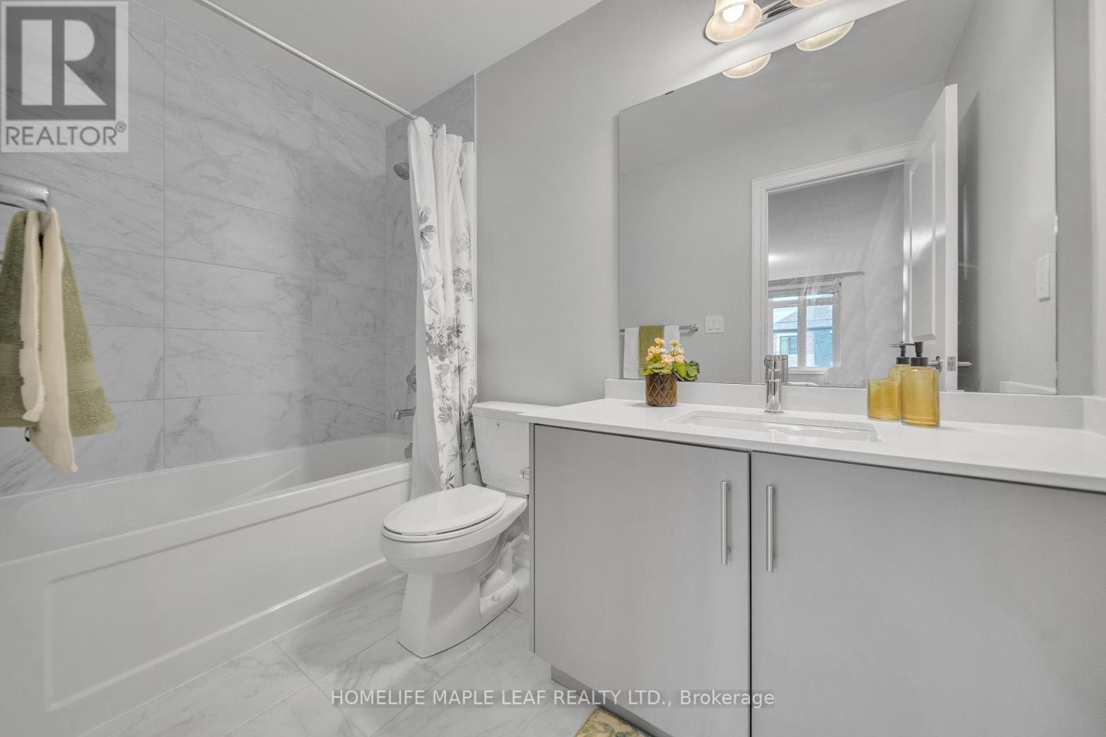 15 Quinton Ridge, Brampton, Ontario  L6Y 6J4 - Photo 29 - W12466476