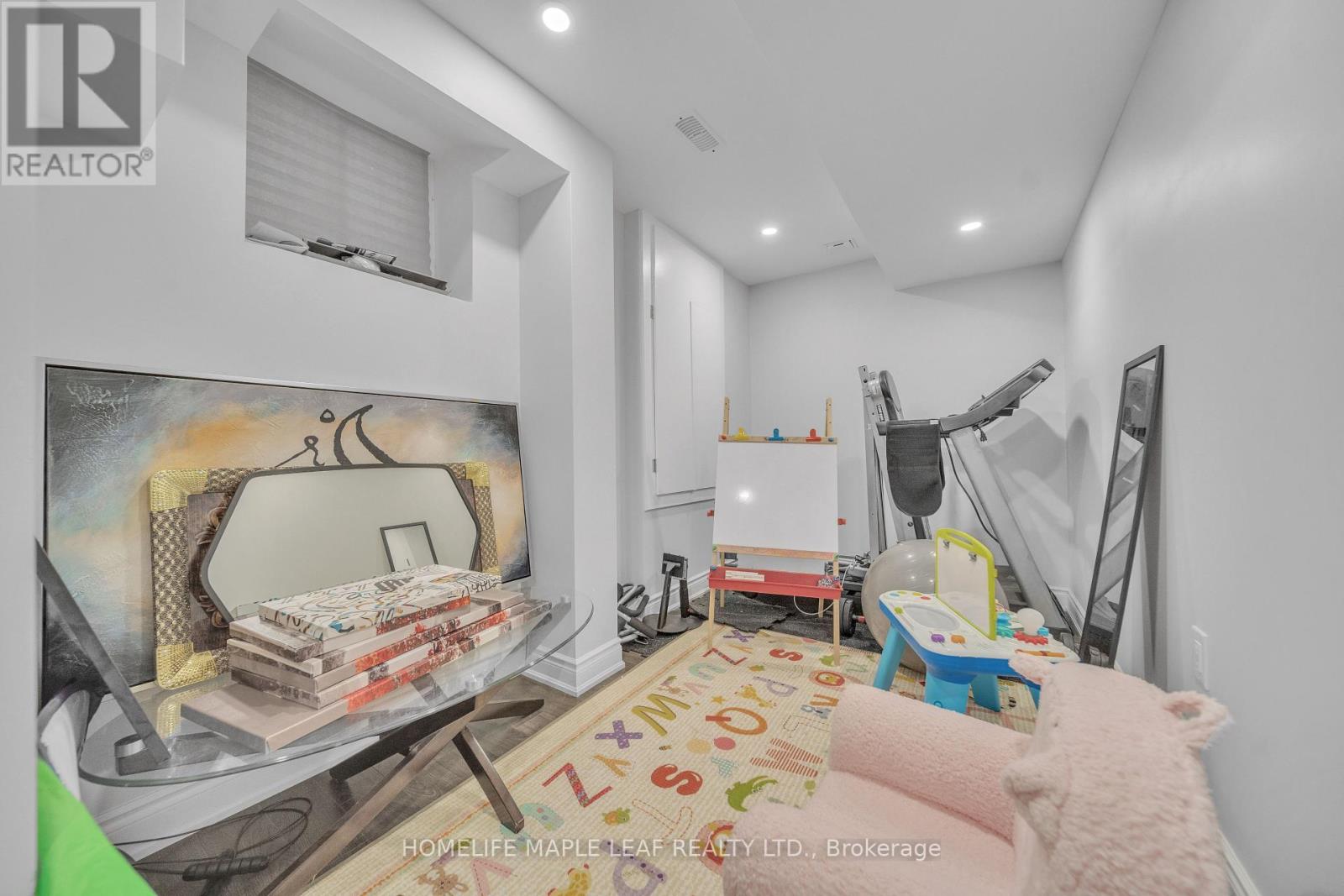 15 Quinton Ridge, Brampton, Ontario  L6Y 6J4 - Photo 34 - W12466476