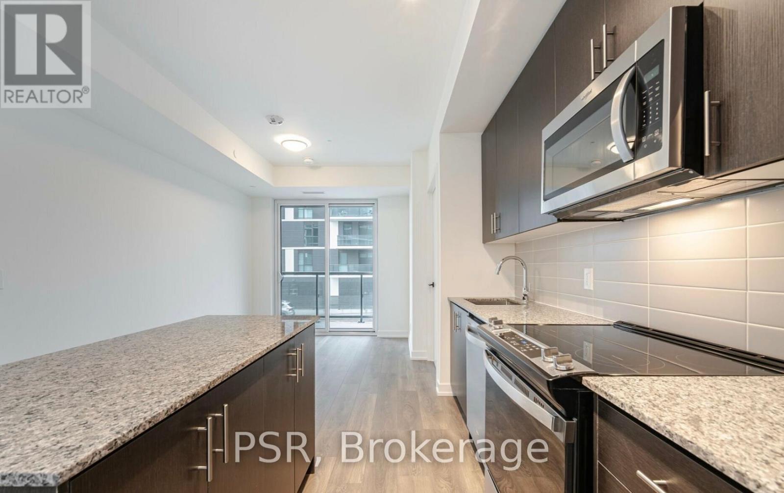 214 - 335 Wheat Boom Drive, Oakville, Ontario  L6H 7X4 - Photo 5 - W12466493