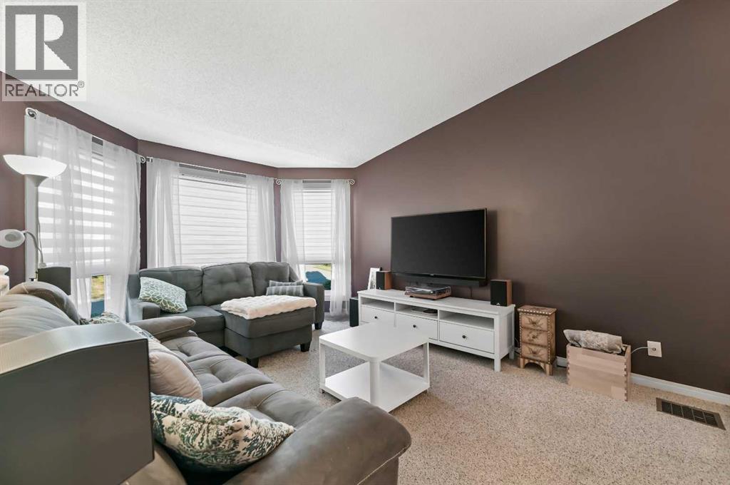 60 Ventura Road Ne, Calgary, Alberta  T2E 8E9 - Photo 5 - A2262566