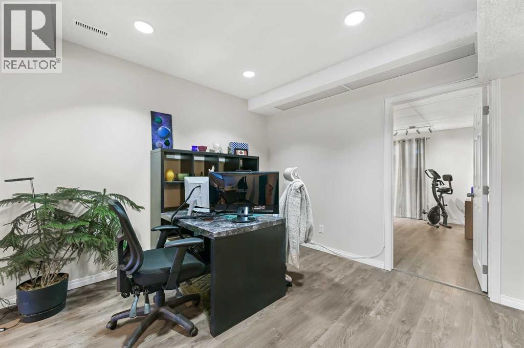 60 Ventura Road Ne, Calgary, Alberta  T2E 8E9 - Photo 25 - A2262566
