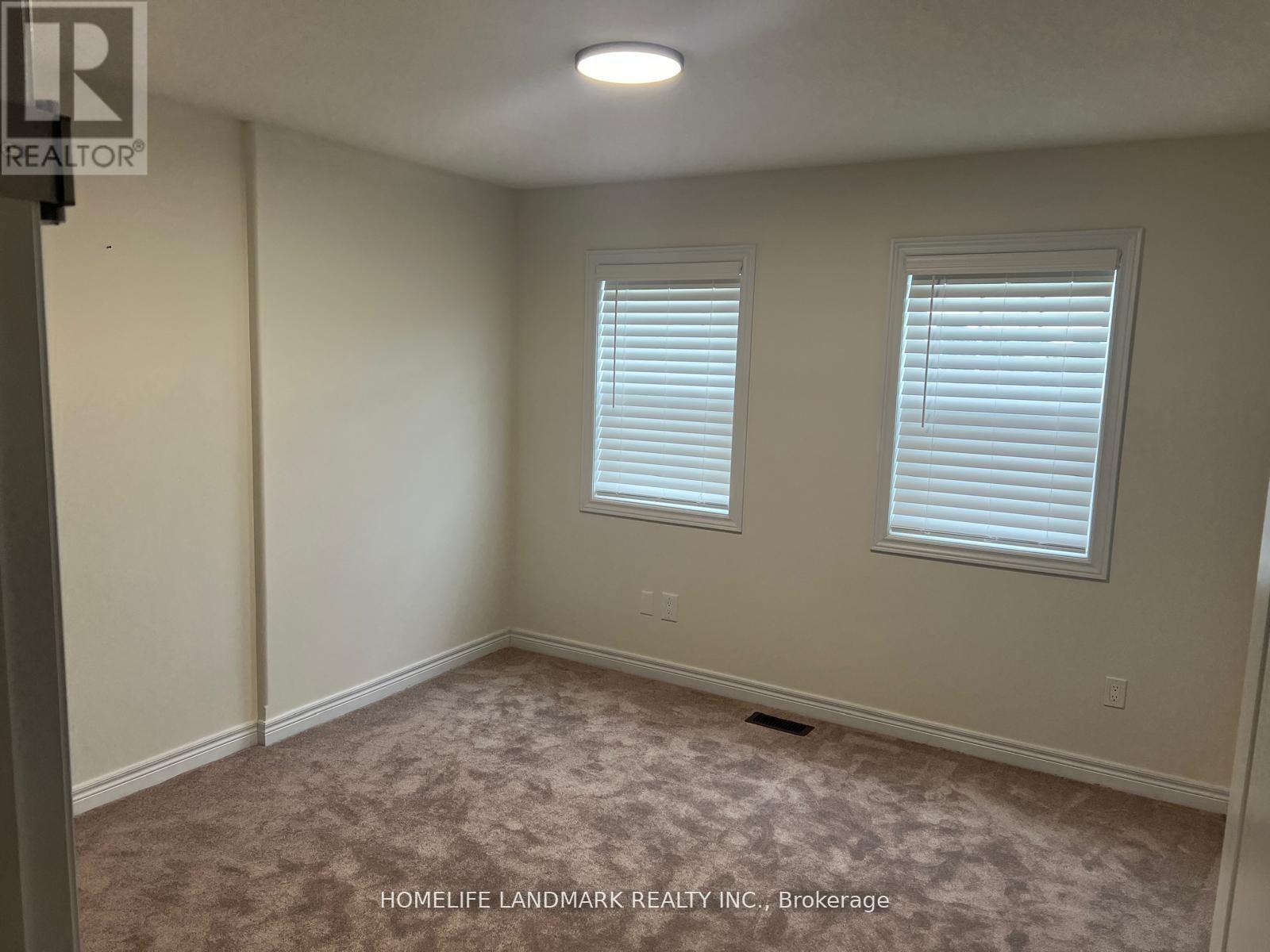 794 Broadway Boulevard, Peterborough, Ontario  K9H 0H7 - Photo 14 - X12466345