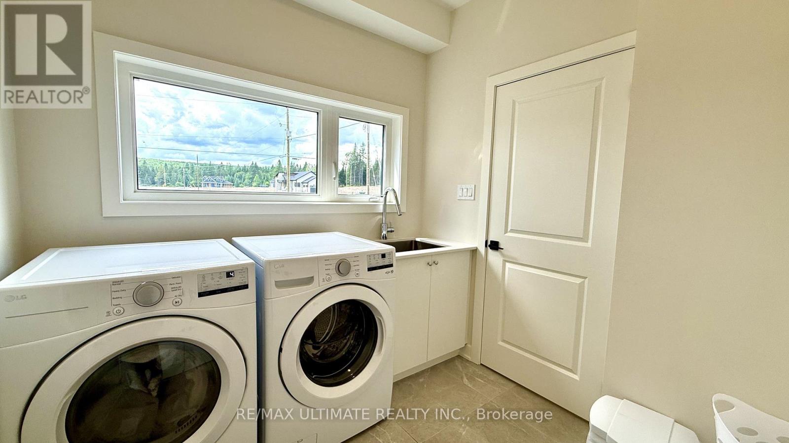 1166 Echo Hills Road, Lake Of Bays, Ontario  P1H 2J6 - Photo 23 - X12466353