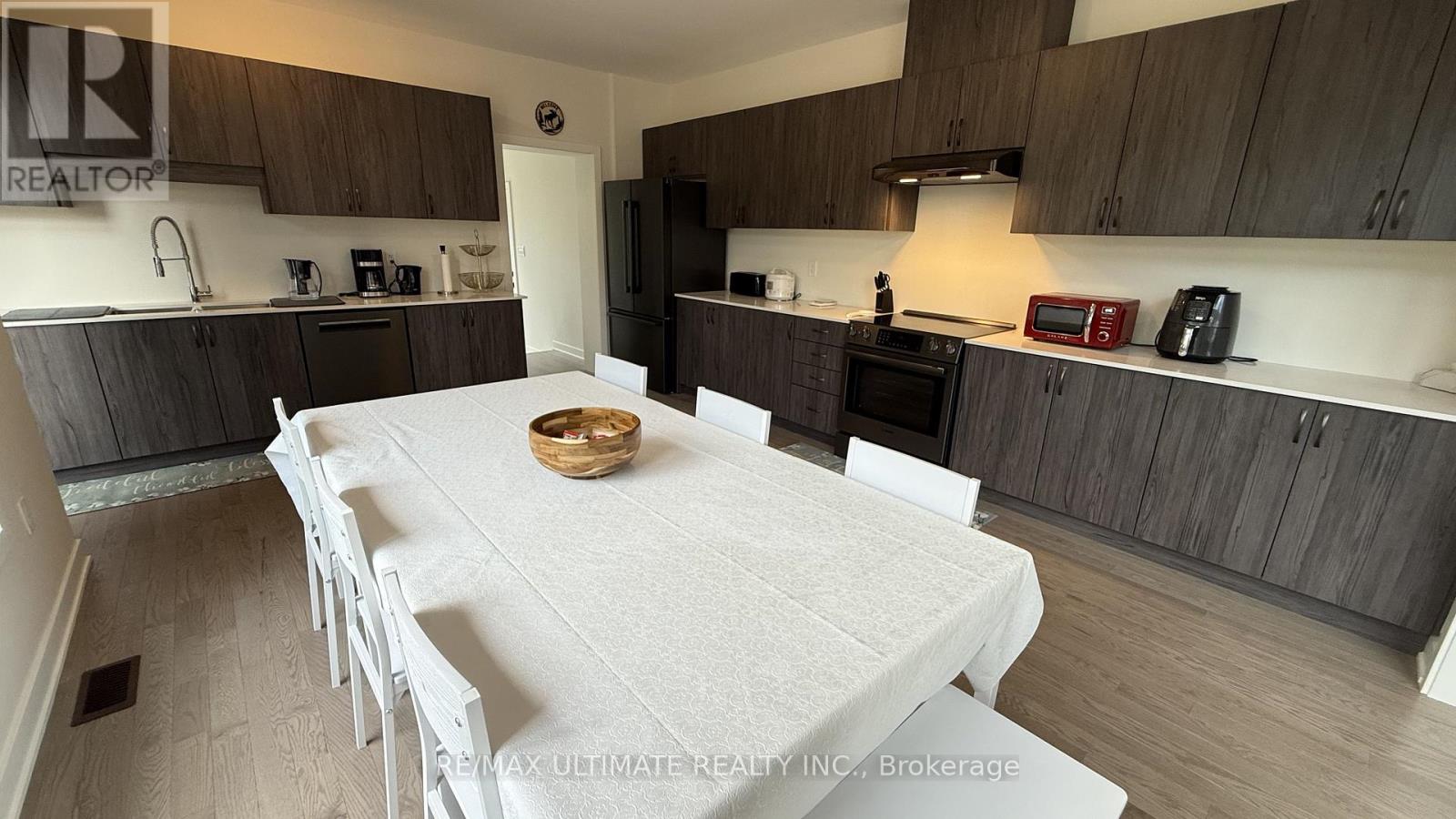 1166 Echo Hills Road, Lake Of Bays, Ontario  P1H 2J6 - Photo 25 - X12466353