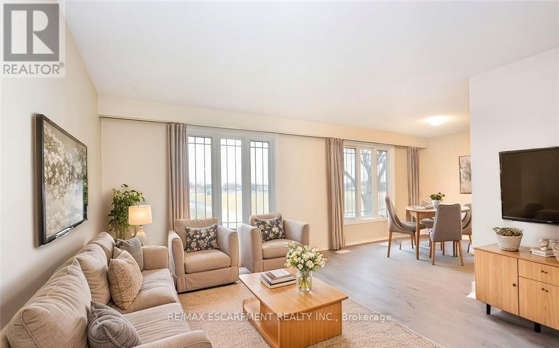 1 - 45 Edwina Place, Hamilton, Ontario  L8V 4E1 - Photo 2 - X12466358