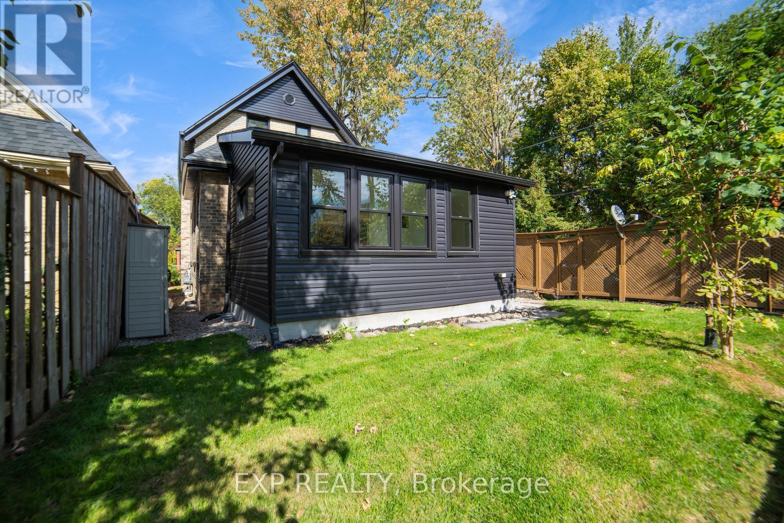 28 Springbank Drive, London South, Ontario  N6J 1E3 - Photo 44 - X12466402