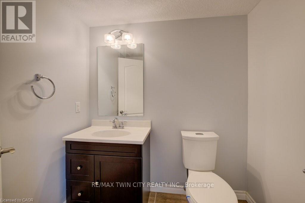 215 Hostetler Road, Wilmot, Ontario  N3A 0B1 - Photo 34 - X12466405